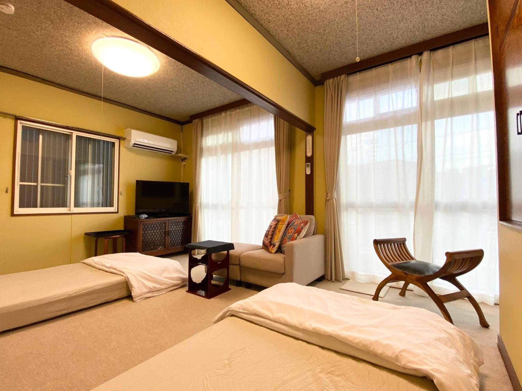 Hotel Toya町家-Chitose à Toyama Station Extérieur photo